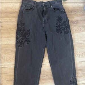 American Eagle Outfitters Black High Rise Jeans with Floral Embroidery